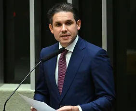 Imagem ilustrativa da imagem Motta cria comissão especial para debater redução da maioridade penal na Câmara