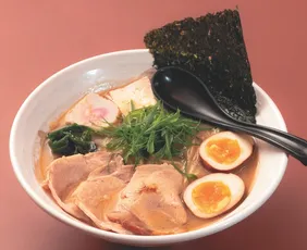 Imagem ilustrativa da imagem Muito além do sushi: veja os elementos da culinária oriental que atrai fãs