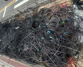 Imagem ilustrativa da imagem Mutirão de limpeza retira uma tonelada de fios em Guarapari