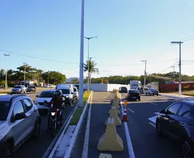 Imagem ilustrativa da imagem Nova fase das obras do Mergulhão de Camburi reduzem faixas da Norte-Sul