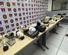 Imagem ilustrativa da imagem PM desmantela “Big Brother” do crime e prende três na Zona Sul do Recife