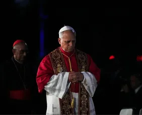 Imagem ilustrativa da imagem Papa Leão 14 celebra missa e inaugura torre na Sagrada Família, em Barcelona