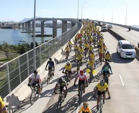 Imagem ilustrativa da imagem Pedalaço pela Paz provoca mudanças no trânsito da Terceira Ponte neste domingo