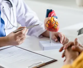 Imagem ilustrativa da imagem Perder fôlego ao subir escada pode ser sinal de insuficiência cardíaca