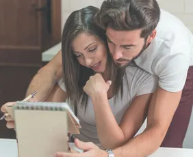 Imagem ilustrativa da imagem Relacionamento: divisão de tarefas melhora vida sexual, diz estudo