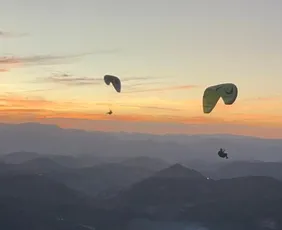 Imagem ilustrativa da imagem Revoada do Circuito de Parapente agita Afonso Cláudio