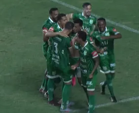 Imagem ilustrativa da imagem Rio Branco perde para o Uberlândia no Kleber Andrade e se complica na Série D