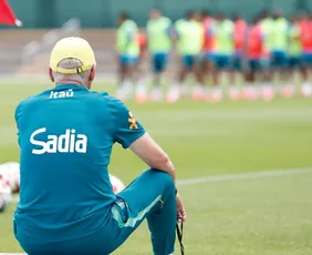 Imagem ilustrativa da imagem Seleção encerra preparação para estreia com último treino em Nova Jersey