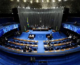 Imagem ilustrativa da imagem Senado aprova penas maiores em crimes contra professores e médicos