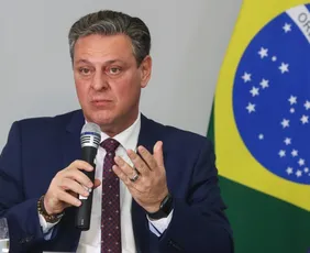 Imagem ilustrativa da imagem Senador afirma que Planalto evitará embargo da UE sobre carne brasileira