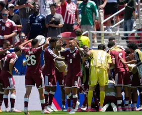 Imagem ilustrativa da imagem Suíça leva empate do Catar no fim no pior jogo da Copa até o momento