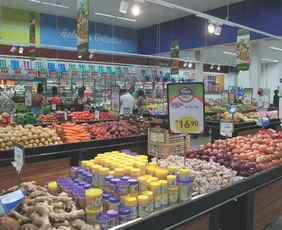 Imagem ilustrativa da imagem Supermercados e lojas fecham mais cedo hoje no ES; veja horários