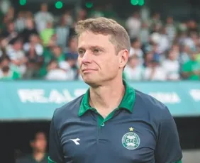 Imagem ilustrativa da imagem Vasco acerta com Fernando Seabra até 2027