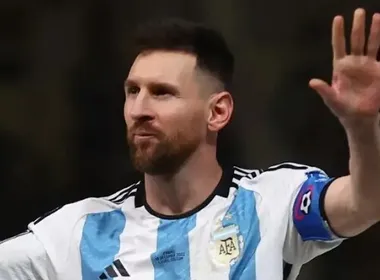 Imagem ilustrativa da imagem Messi se despede da Argentina com recordes e mira milésimo gol