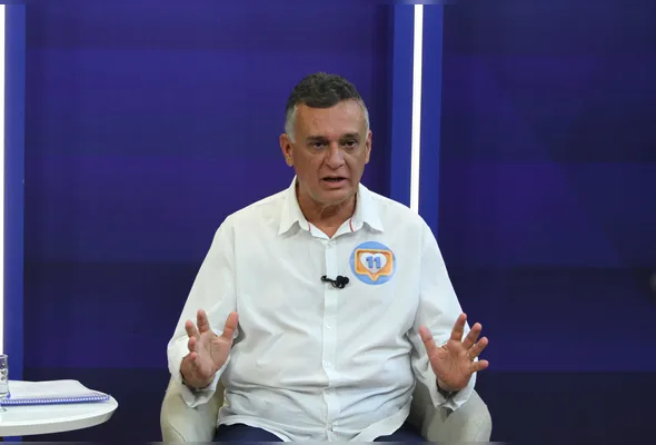 Audifax Barcelos durante entrevista realizada pela TV Tribuna em 2024