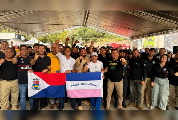 Marcelo Santos, Arnaldinho Borgo, Ricardo Ferraço, Messias Donato e Callegari durante evento "Café com Pólvora", em Vila Velha