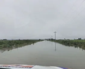 Imagem ilustrativa da imagem Chuva intensa e granizo causam duas mortes e atingem ao menos 33 municípios do RS