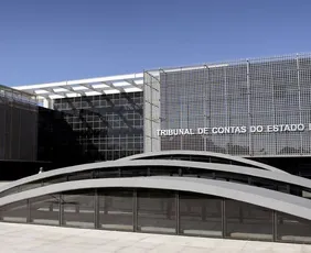 Imagem ilustrativa da imagem Concurso de nível médio abre 16 vagas com salário de R$ 11,8 mil