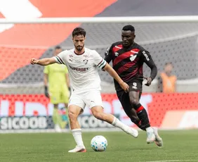 Imagem ilustrativa da imagem Em jogo de seis gols, Athletico-PR e Fluminense empatam por 3 a 3