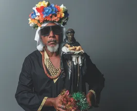 Imagem ilustrativa da imagem Fábio Carvalho lança versão de “Se Vê Que Vai Cair Deita de Vez”
