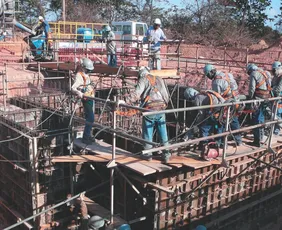 Imagem ilustrativa da imagem Falta de mão de obra supera juros como maior desafio da construção