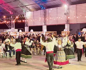 Imagem ilustrativa da imagem Festa do Vinho e da Uva em Santa Teresa vai ter shows e suco de graça