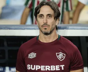 Imagem ilustrativa da imagem Fluminense anuncia demissão do técnico Luis Zubeldía