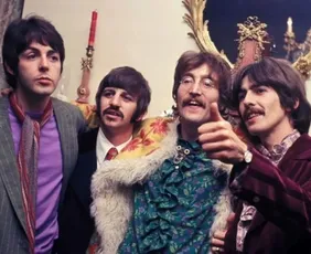 Imagem ilustrativa da imagem Gravação inédita dos Beatles, com John Lennon e Paul McCartney, é divulgada; ouça