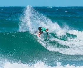 Imagem ilustrativa da imagem Guarapari recebe etapa da WSL e Campeonato Brasileiro de Bodyboarding