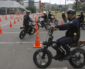 Imagem ilustrativa da imagem Guarda de Vitória terá bike elétrica para fazer ronda nas praias
