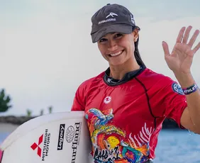 Imagem ilustrativa da imagem Luna Hardman chega à semifinal nas Maldivas como única brasileira
