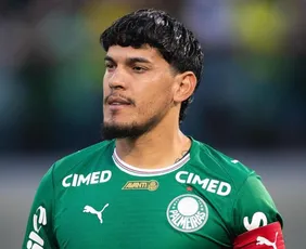 Imagem ilustrativa da imagem Palmeiras renova com Gustavo Gómez até 2030, e Abel admite perder Allan