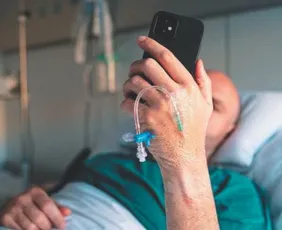 Imagem ilustrativa da imagem Receitas “médicas” criadas por IA na internet viram armadilhas