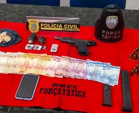 Imagem ilustrativa da imagem Suspeito de integrar organização criminosa é preso com arma e drogas em Itapemirim