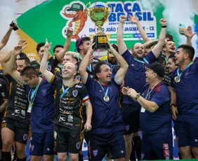 Imagem ilustrativa da imagem Vitória recebe pela primeira vez a Taça Brasil de Futsal Adulto