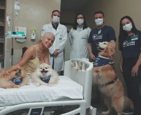 Imagem ilustrativa da imagem Amor de quatro patas ajuda na recuperação de pacientes em Vitória