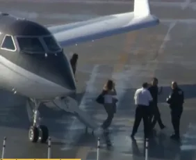 Imagem ilustrativa da imagem Avião em que Flávio Bolsonaro saiu do Brasil pousa em Miami