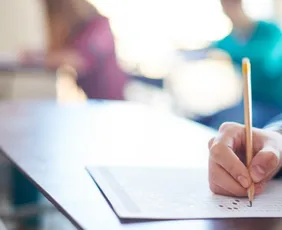 Imagem ilustrativa da imagem Conselho de Educação Física no ES abre concurso com salários até R$ 5,5 mil