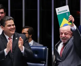 Imagem ilustrativa da imagem Descanso de trabalhador não quebra empresas, diz Lula após fim da 6x1