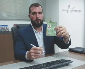 Imagem ilustrativa da imagem Detran prorroga validade de CNH e adia renovação