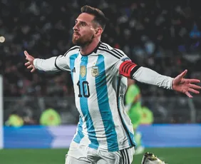 Imagem ilustrativa da imagem "Eu não quero ir embora", diz Messi após se despedir da Argentina