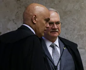 Imagem ilustrativa da imagem Fachin retira Moraes da relatoria do inquérito das Fake News no STF