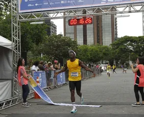 Imagem ilustrativa da imagem Gari Bolt mira primeiro título após dois vice-campeonatos