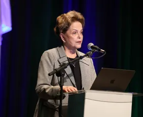 Imagem ilustrativa da imagem Governo fixa pensão mensal de R$ 17,5 mil a Dilma por tortura na ditadura militar