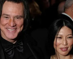 Imagem ilustrativa da imagem Jim Carrey se casou discretamente em Los Angeles, diz site