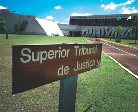 Imagem ilustrativa da imagem Justiça decide se inadimplente deve pagar advogado do condomínio