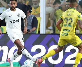 Imagem ilustrativa da imagem 'Lei do ex' supera estreias de Tite e Ziyech e Mirassol vence o Botafogo