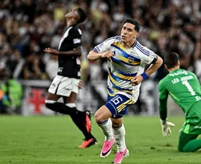 Imagem ilustrativa da imagem Léo Jardim falha no fim, Boca elimina Vasco e vai à final da Sul-Americana