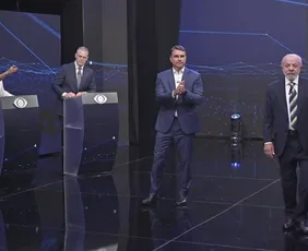 Imagem ilustrativa da imagem Lula e Flávio Bolsonaro definem estratégias e intensificam agendas após debate