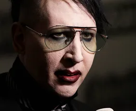 Imagem ilustrativa da imagem Marilyn Manson, atração do The Town, foi acusado de diversos crimes sexuais